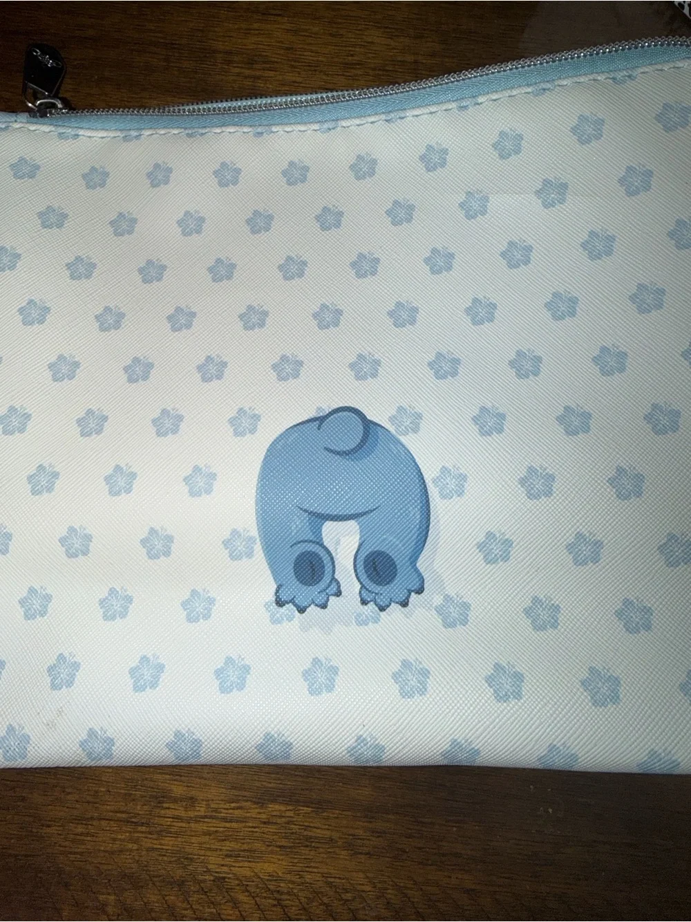 Impressions Stitch cosmetic bag